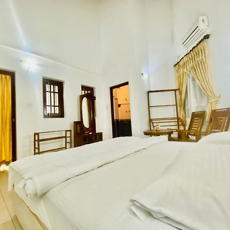 Hikka Paradise Guest House Hikkaduwa Exterior photo